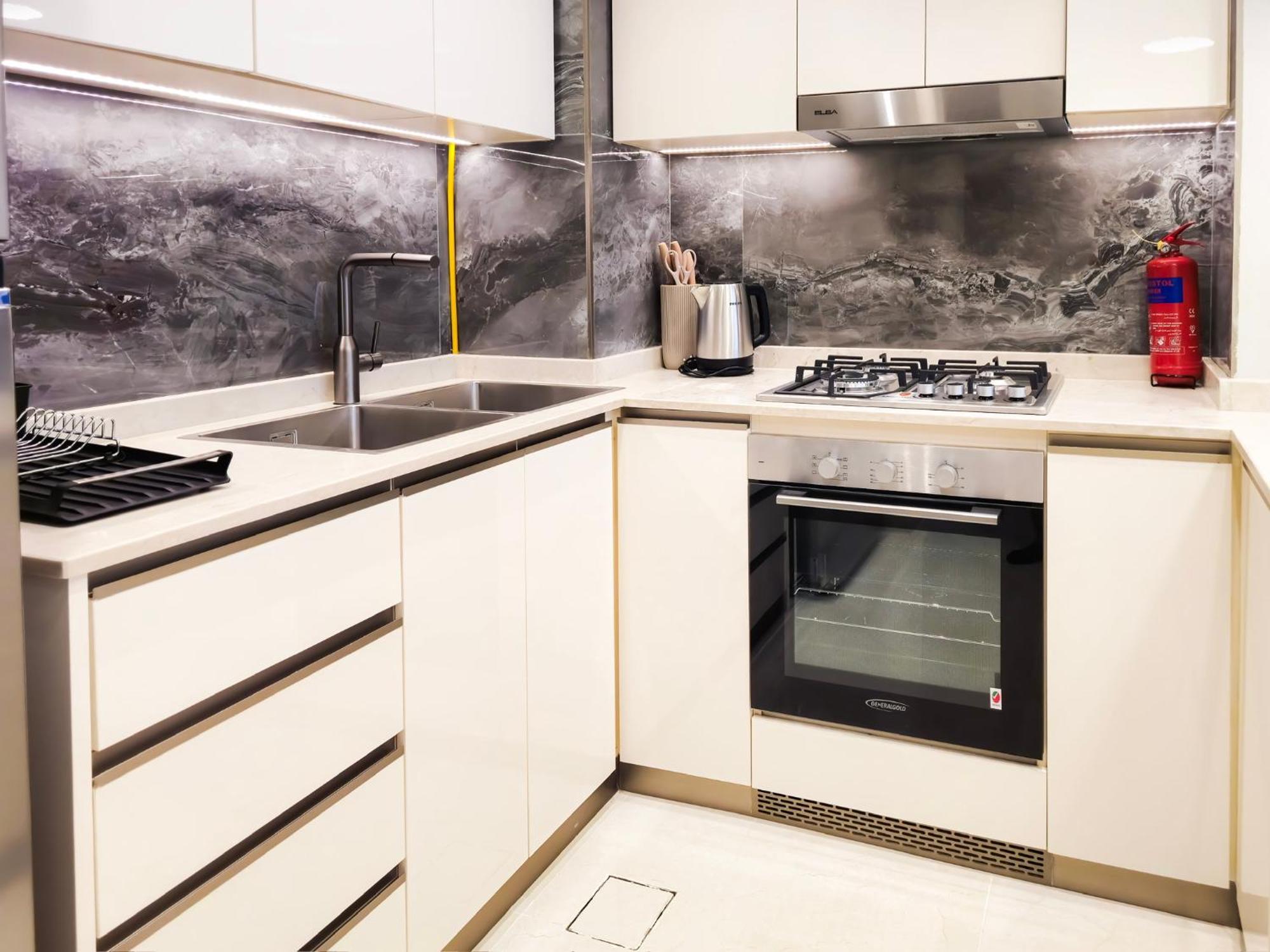Luxury 1-br In Business Bay Dubai