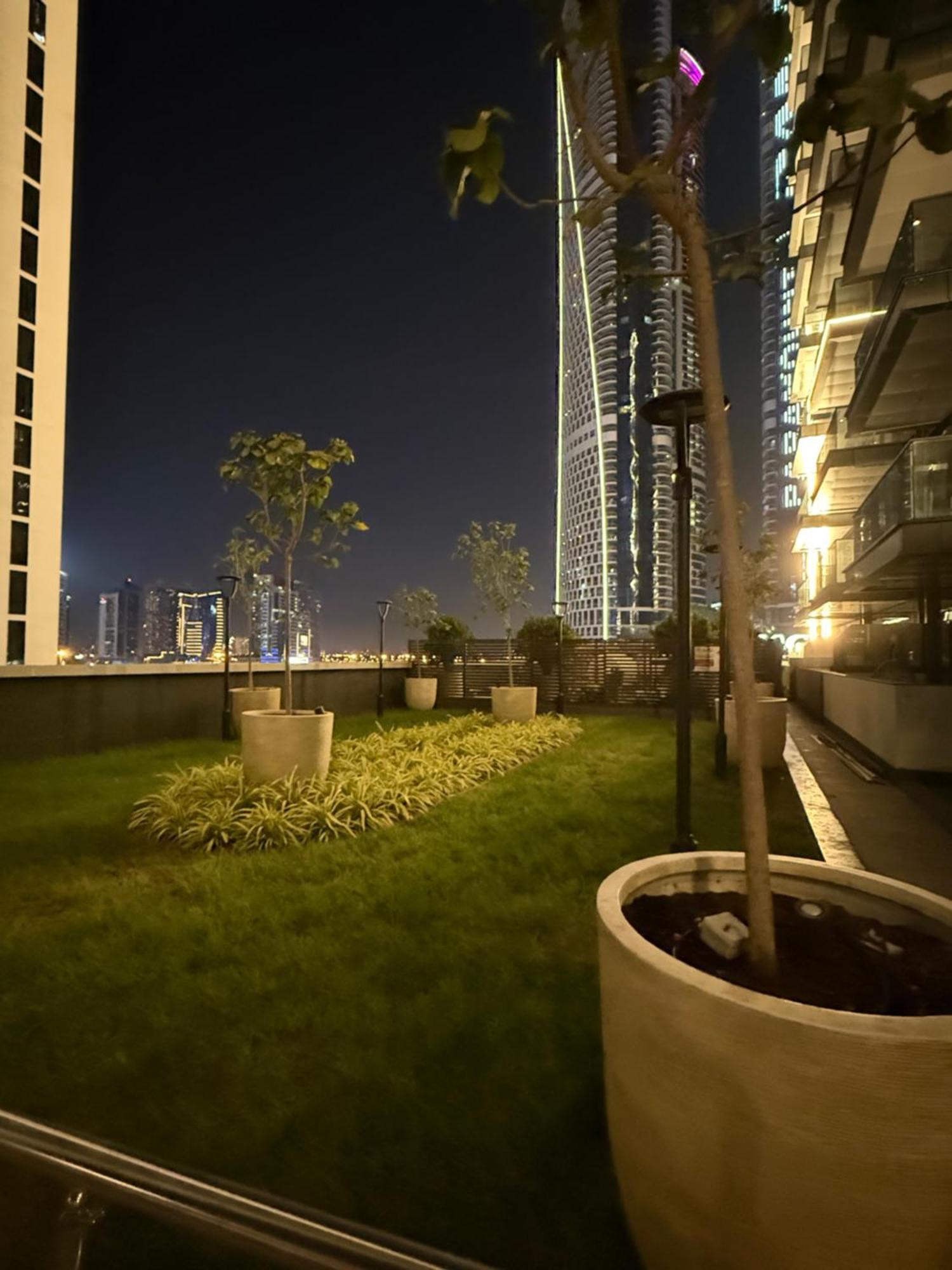 Apartment Luxury 1-br In Business Bay